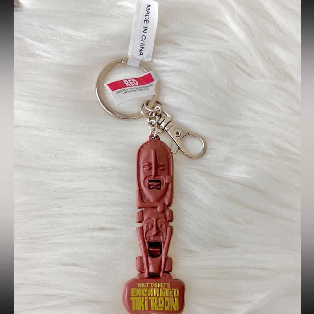 Disney Parks Walt Disney's Enchanted Tiki Room Totem Pole Statue Keychain